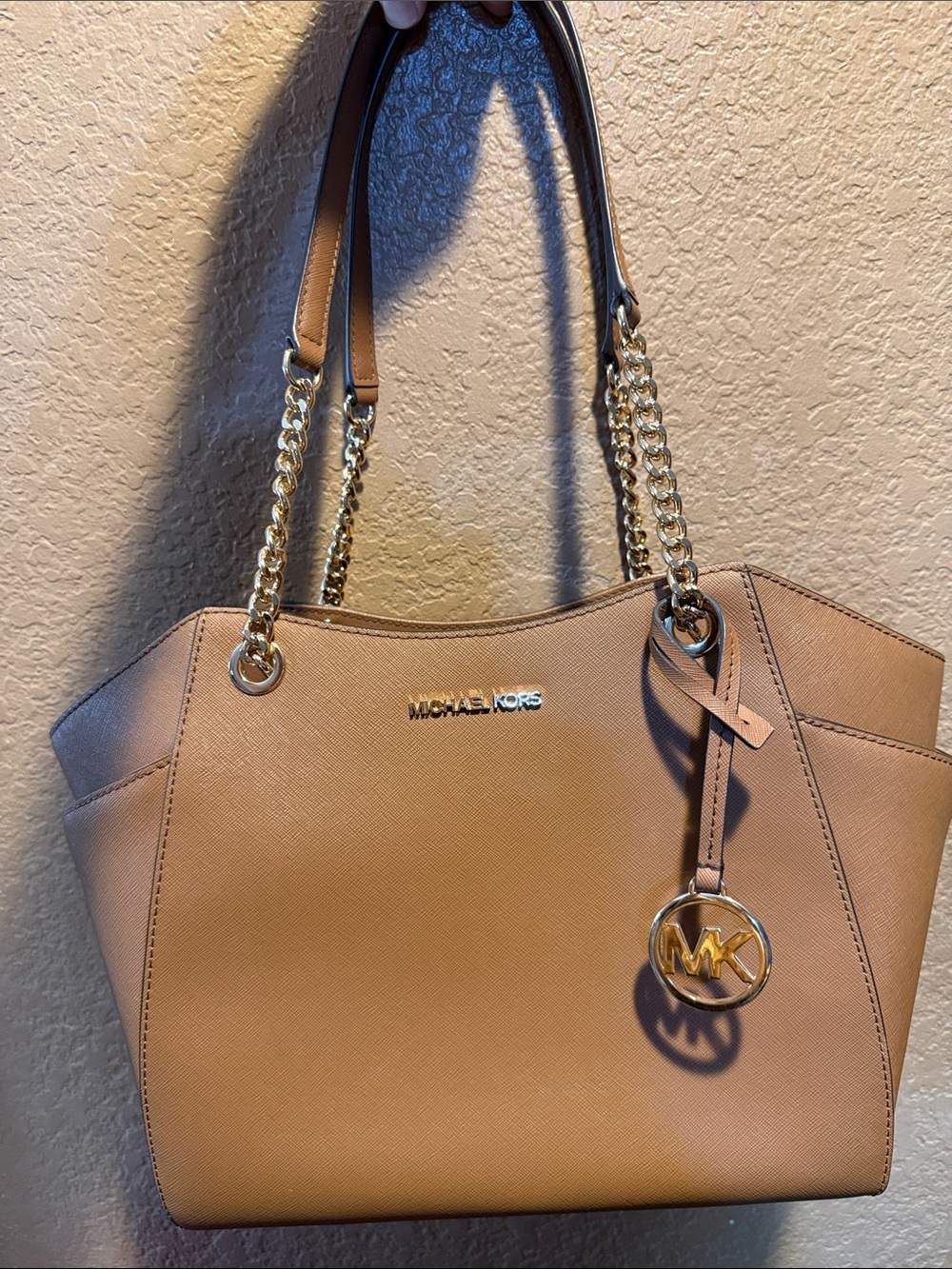 Michael Kors Leather Tote in brown with Gold Accents
